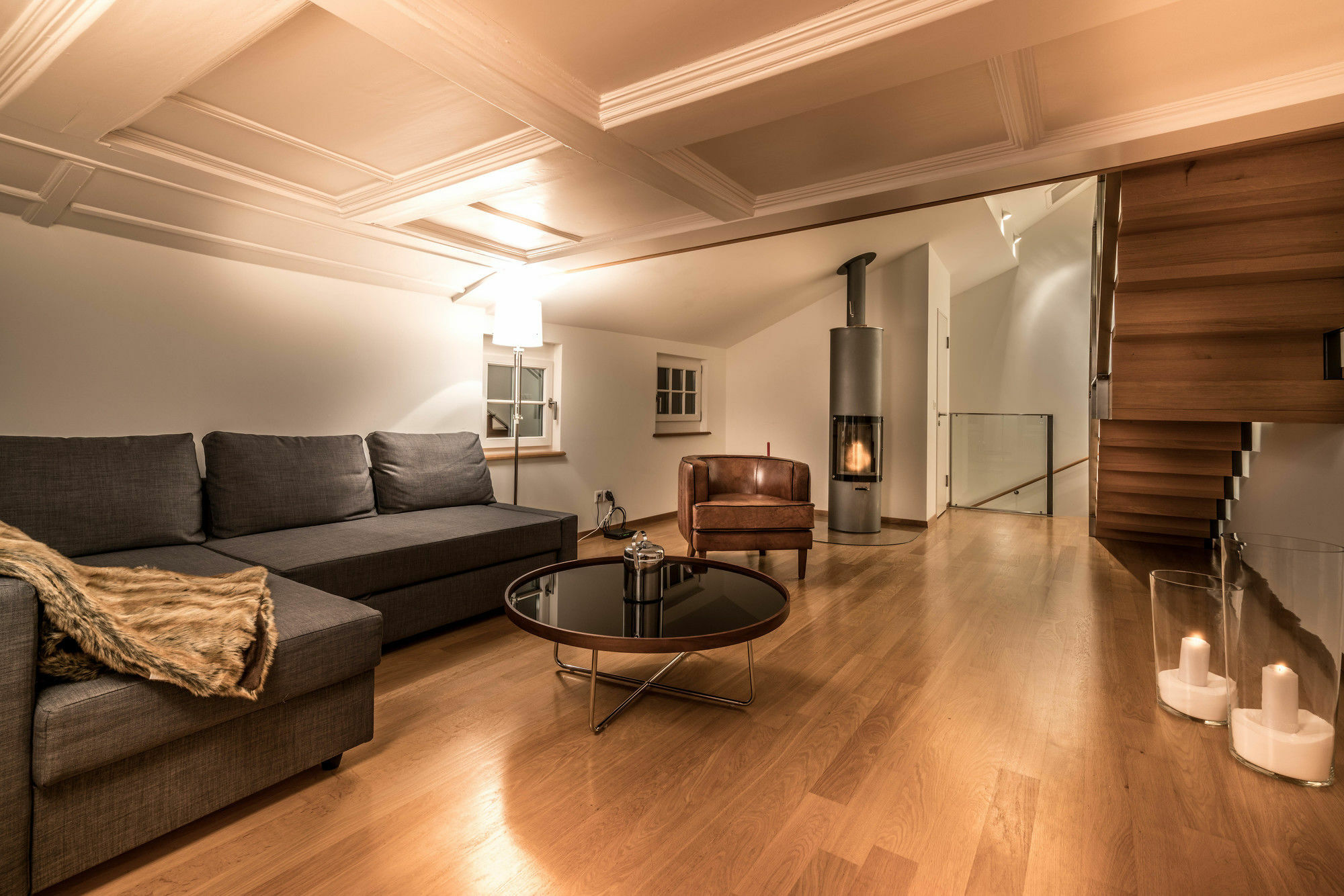 Apartment Side Location Bellevue